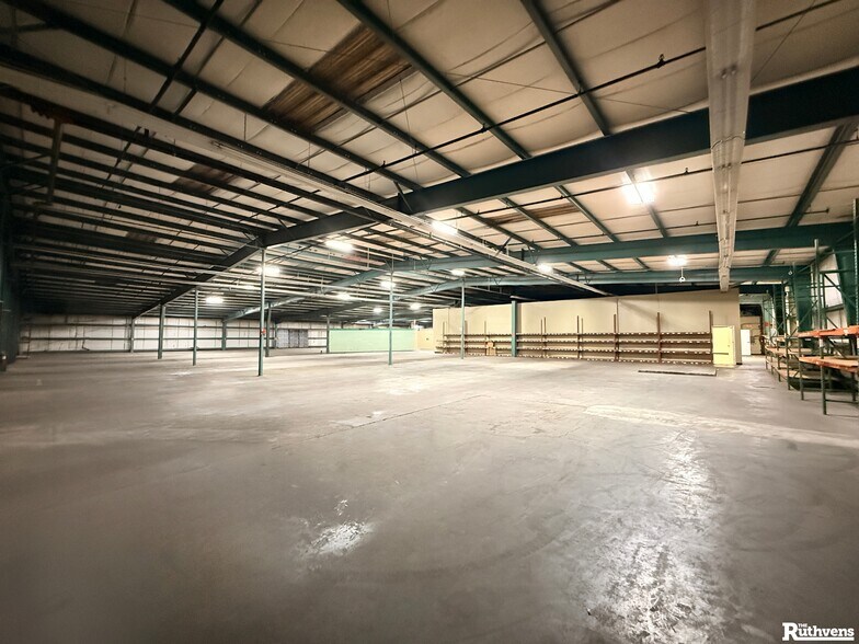 More Photos Of 3310 Reynolds Rd, Lakeland Warehouse For Lease
