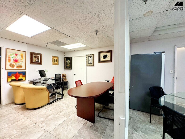 More Photos Of 5601-5603 NW 159th St, Hialeah Manufacturing For Lease