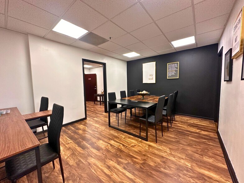 More Photos Of 12550 Biscayne Blvd, North Miami Medical For Sale