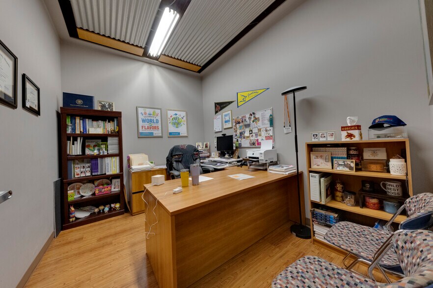 More Photos Of 826 Krill St, Corpus Christi Warehouse For Lease