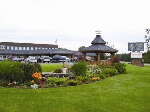 More Photos Of 19 Main St, Caribou Hotel For Sale