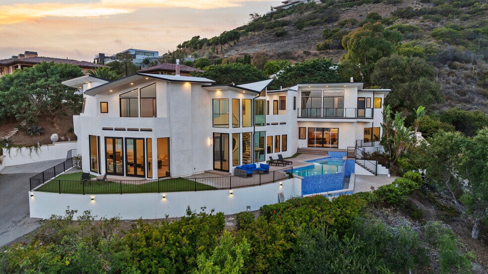 More Photos Of 6380 Meadows Ct, Malibu Rehabilitation Center For Lease