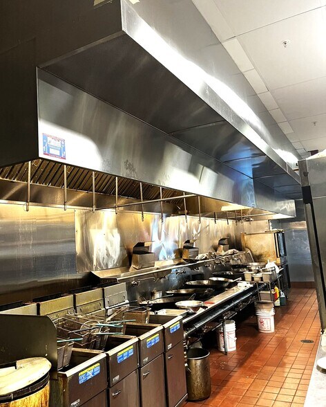 More Photos Of 4001 Riverdale Rd, Ogden Restaurant For Sale