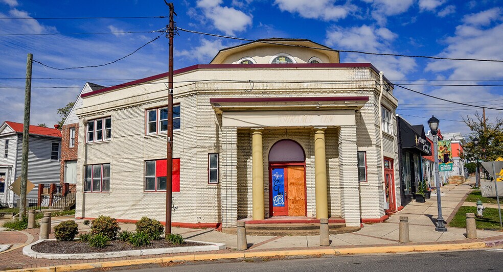 Primary Photo Of 3800 34th St, Mount Rainier Storefront Retail Office For Sale