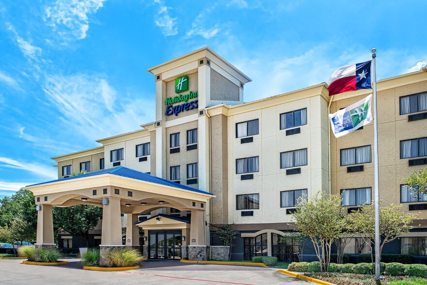 More Photos Of 4609 Citylake Blvd W, Fort Worth Hotel For Sale