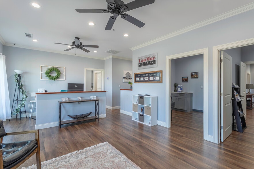 More Photos Of 2356 Alabama River Pky, Millbrook Flex For Sale