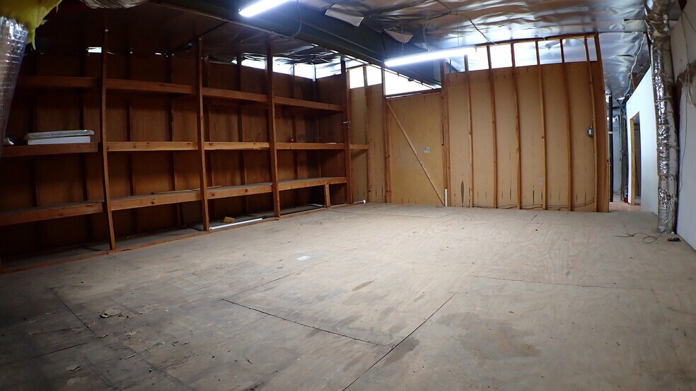 More Photos Of 519 S Flower St, Burbank Warehouse For Sale