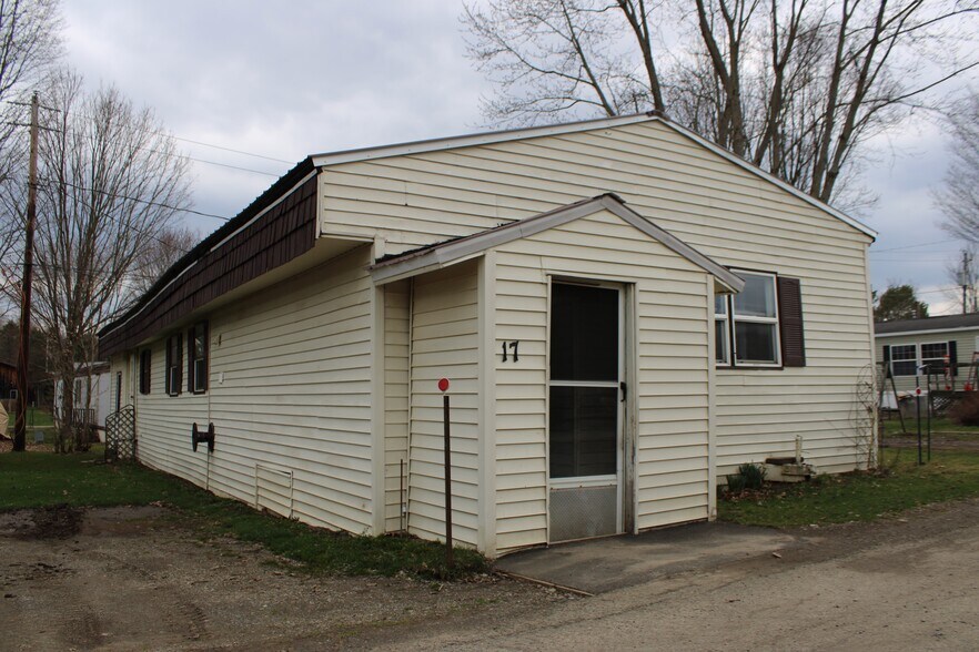 More Photos Of 9230 North St, Springville Manufactured Housing Mobile Home Park For Sale