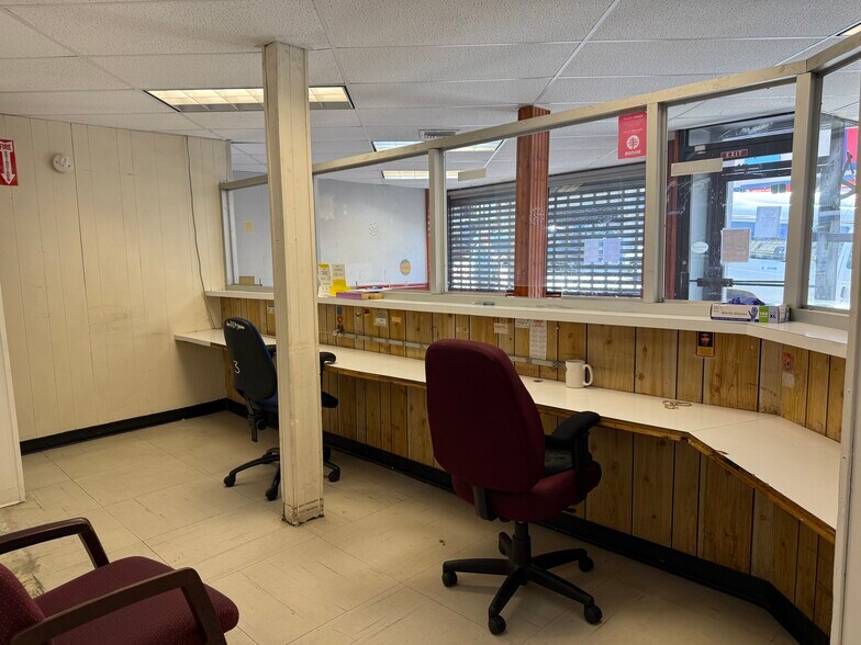 More Photos Of 57 E Mount Eden Ave, Bronx Healthcare For Lease