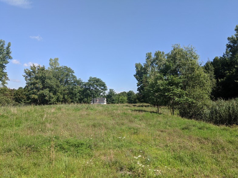 More Photos Of 630 7th Ave, Troy Warehouse For Sale