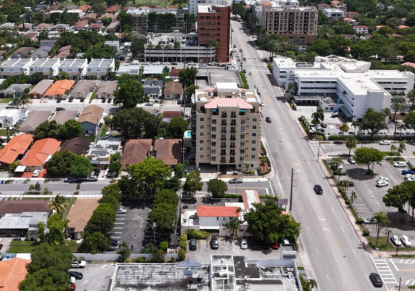 More Photos Of 2475 S Douglas Rd, Miami Restaurant For Sale