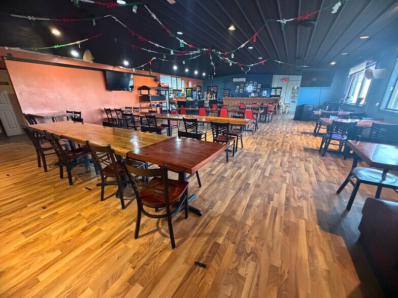 More Photos Of 2008 S Main St, Watford City Restaurant For Sale