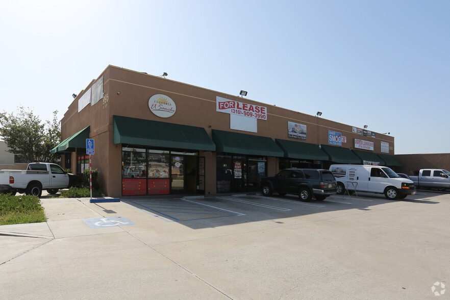 Primary Photo Of 895 S East St, Anaheim General Retail For Lease