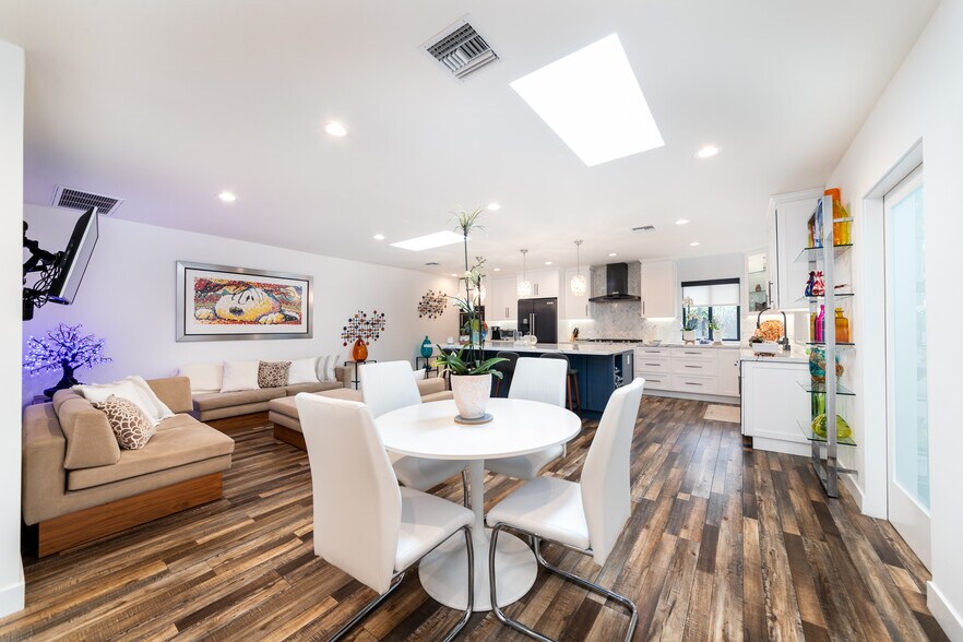 More Photos Of 1865 El Monte Dr, Thousand Oaks Apartments For Sale