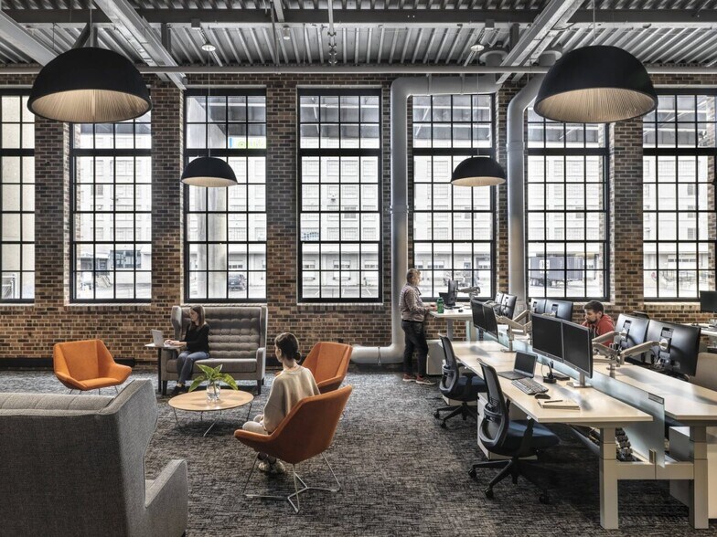 More Photos Of 3730 Forest Park Ave, Saint Louis General Retail For Lease