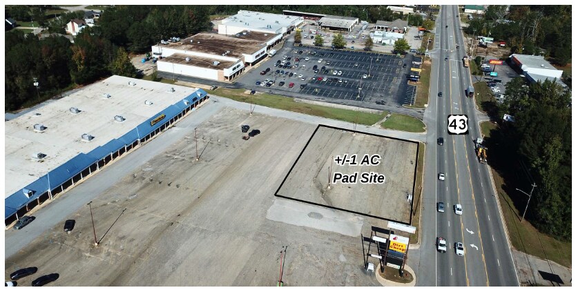 More Photos Of 33011 Highway 43, Thomasville Storefront For Lease
