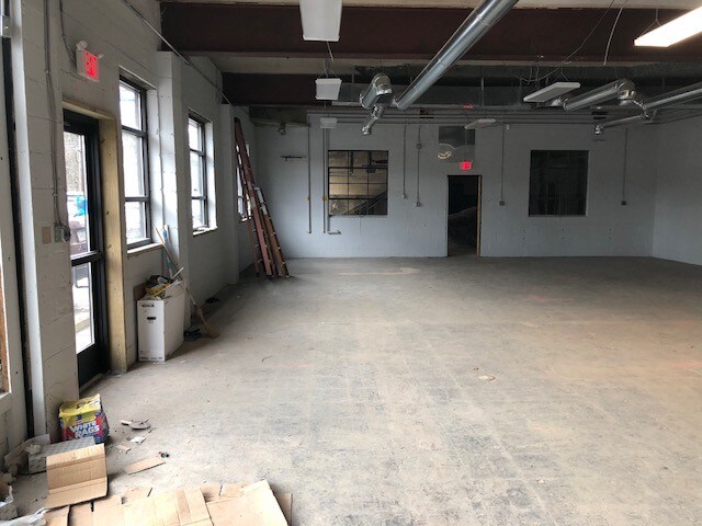 More Photos Of 534-536 Valley Brook Rd, Venetia Storefront Retail Office For Lease
