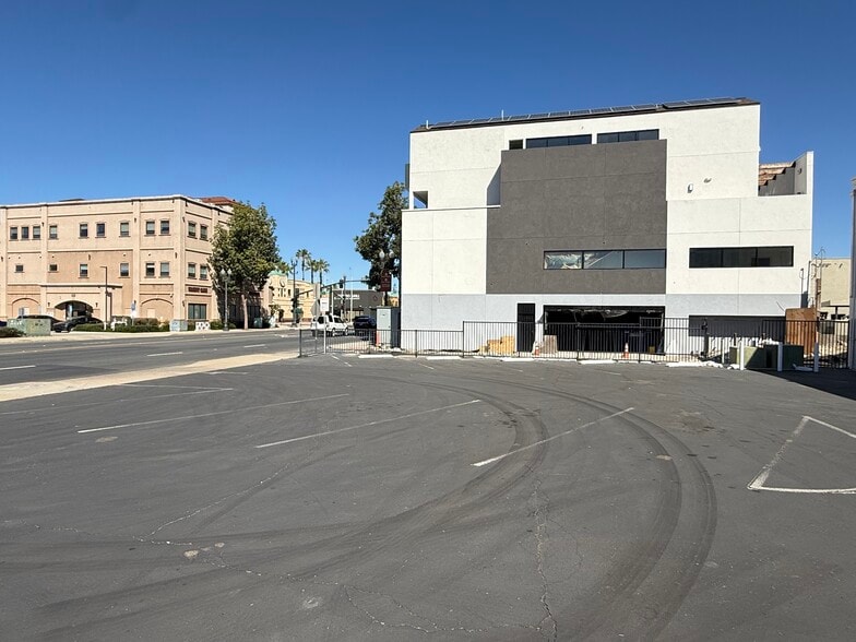 More Photos Of 101 Main St, El Cajon Apartments For Lease