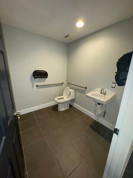 More Photos Of 8841 Bright Star Rd, Douglasville Storefront Retail Office For Sale