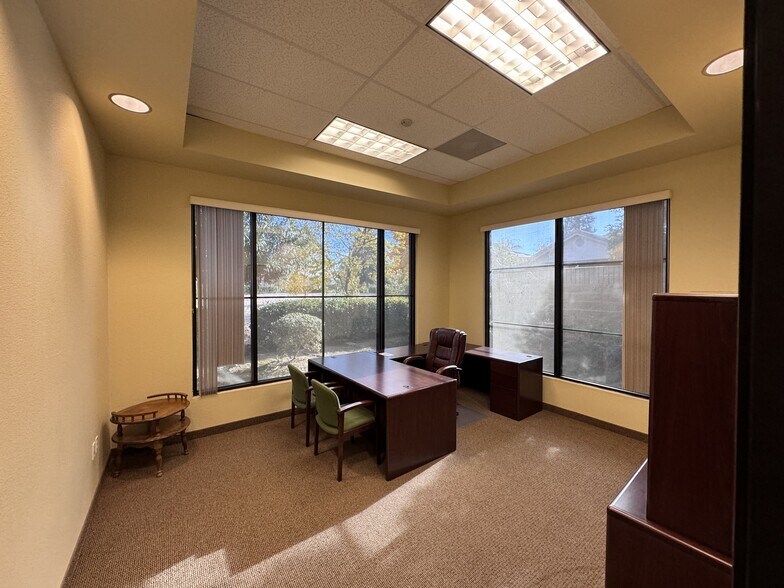 More Photos Of 3275 E Robertson Blvd, Chowchilla Office For Lease
