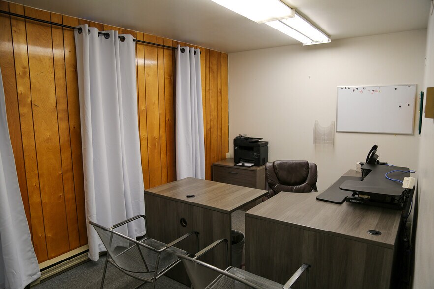 More Photos Of 115 E Martinez Rd, Moriarty Warehouse For Sale