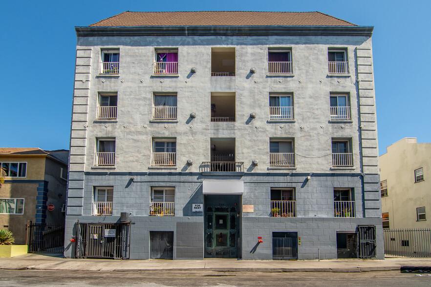 Primary Photo Of 724 S Mariposa Ave, Los Angeles Apartments For Sale