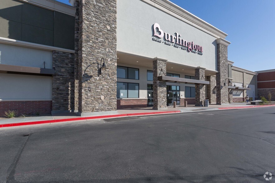 More Photos Of 2630 E Germann Rd, Chandler Freestanding For Sale