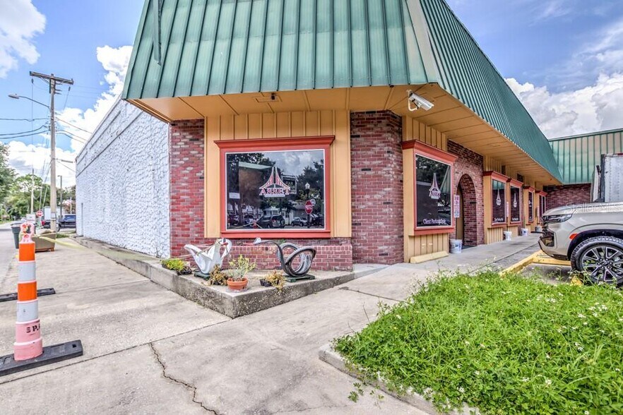 More Photos Of 465 E Main St, Bartow Medical For Sale