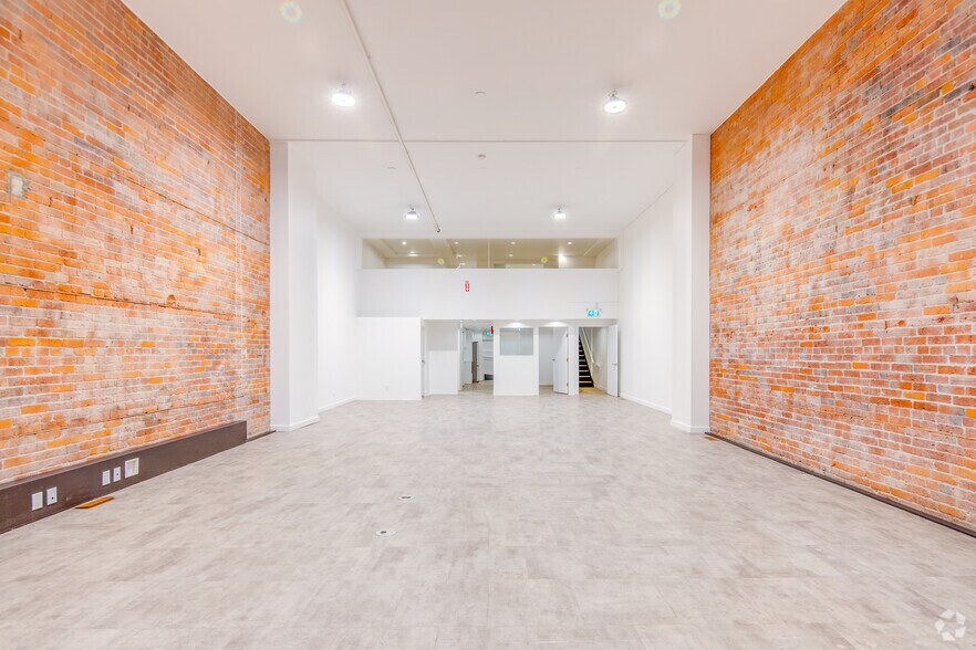 More Photos Of 112 W Hastings St, Vancouver Office For Lease