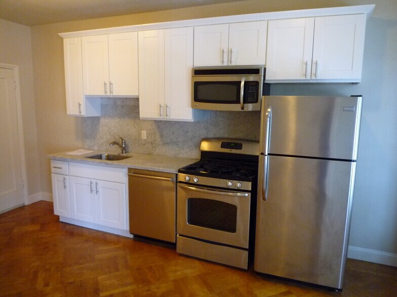 More Photos Of 3140 21st St, San Francisco Apartments For Sale