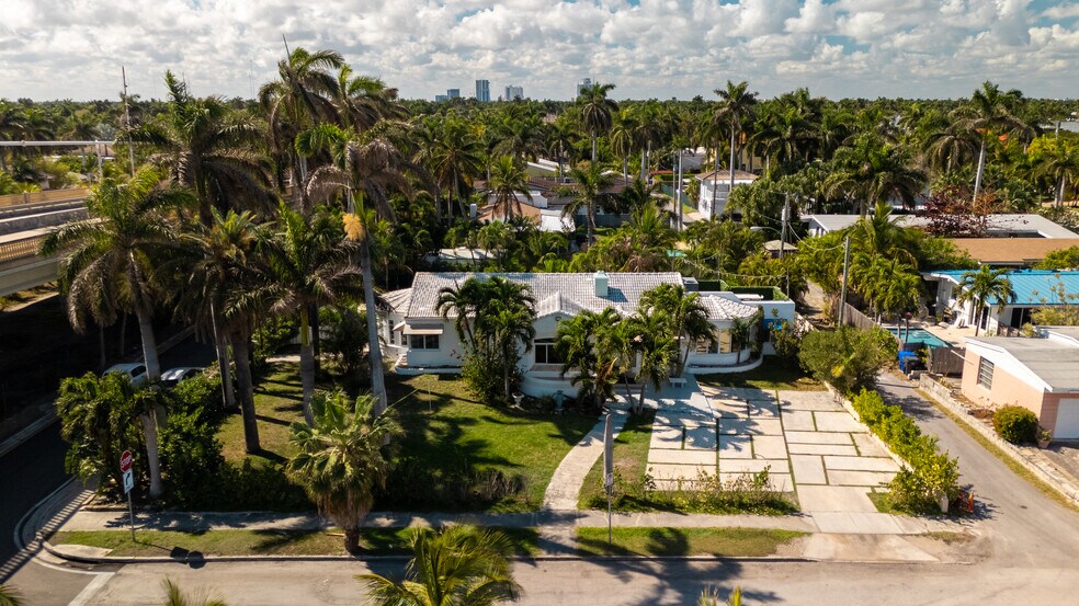 More Photos Of 701 Hollywood Blvd, Hollywood Apartments For Sale