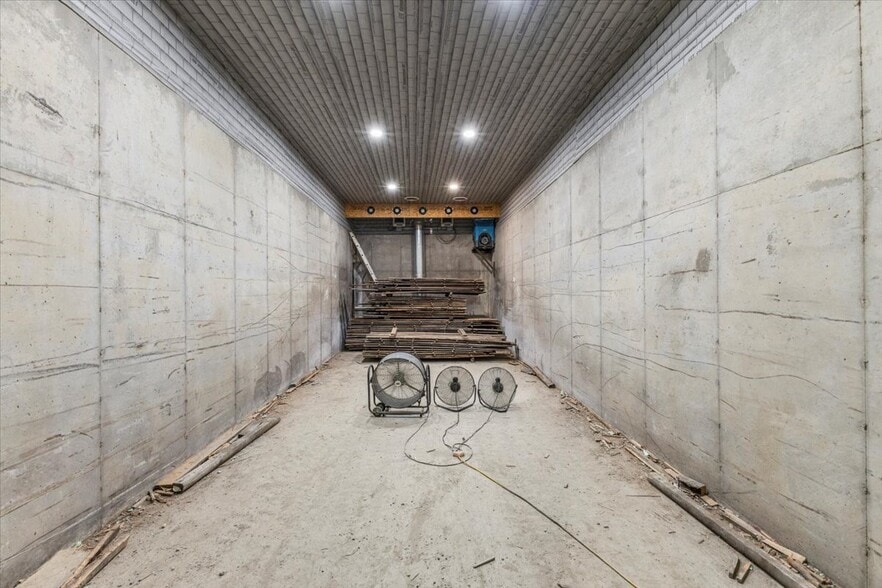 More Photos Of 11085 Baileyton Rd, Greeneville Manufacturing For Lease