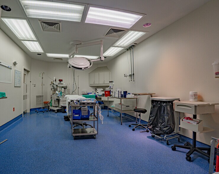 More Photos Of 1255 37th St, Vero Beach Medical For Sale