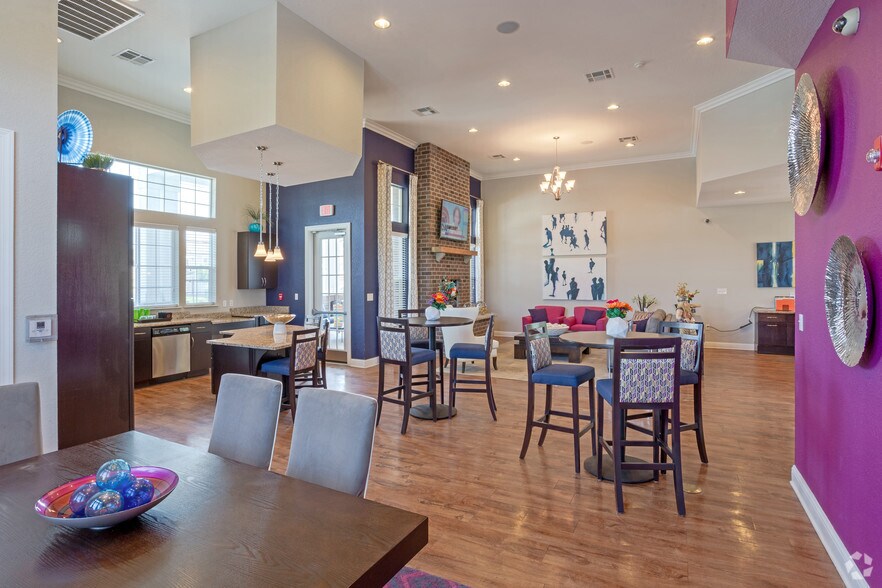 More Photos Of 14125 Louisiana Ave, Savage Apartments For Sale