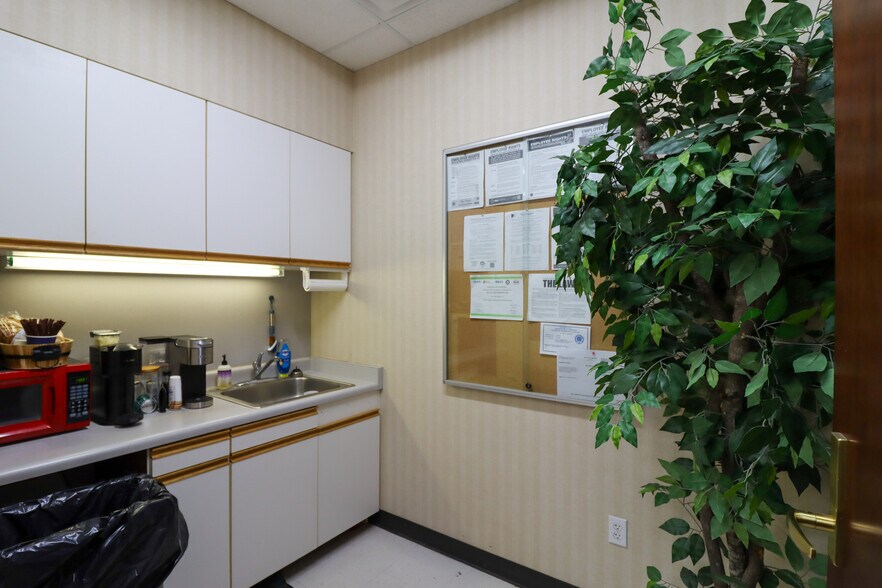 More Photos Of 335 E Saint George Blvd, Saint George Medical For Lease