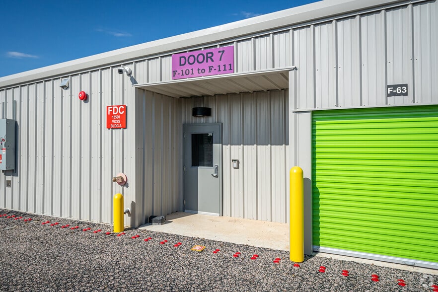 More Photos Of 15500 Voss Rd, Sugar Land Unknown For Sale