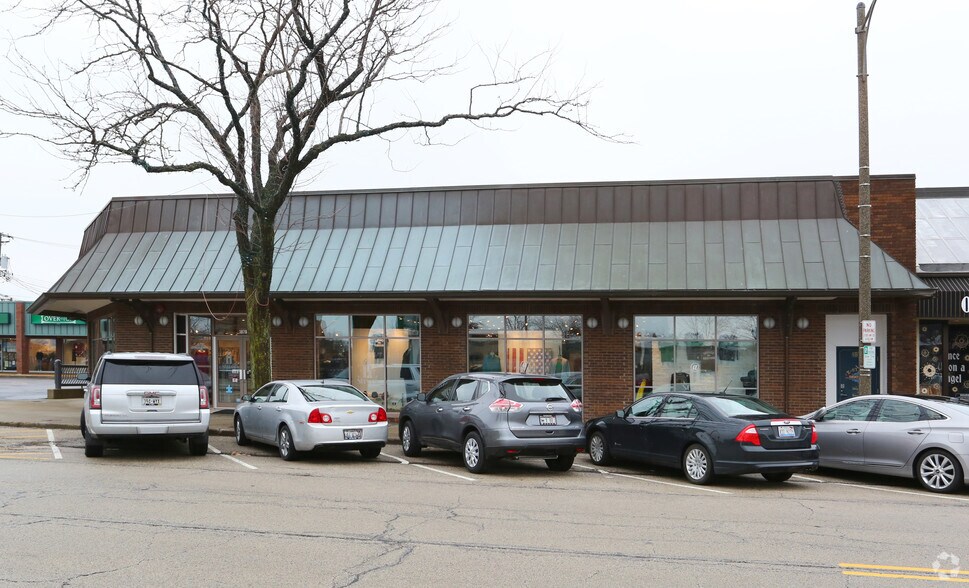 More Photos Of 1876 1st St, Highland Park Storefront For Lease