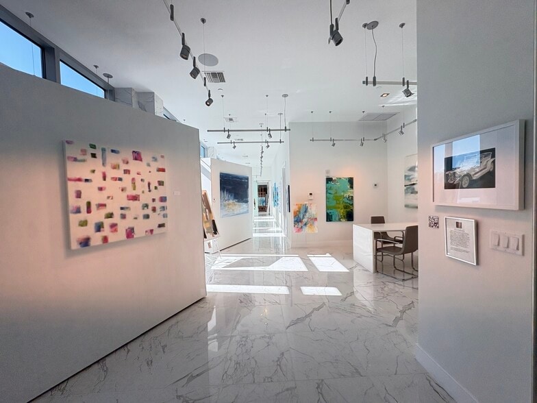 More Photos Of 1301 Main St, Sarasota Apartments For Sale