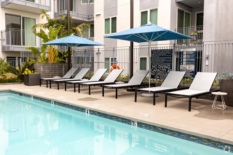 More Photos Of 11311 Chandler Blvd, North Hollywood Apartments For Lease