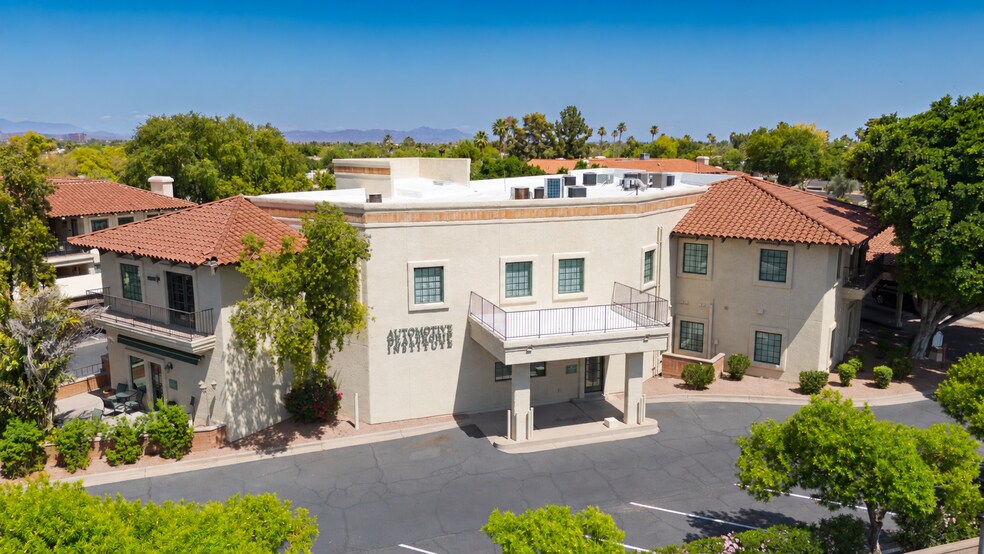 Primary Photo Of 6613 N Scottsdale Rd, Scottsdale Office For Lease