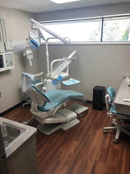 More Photos Of 6177 Orchard Lake Rd, West Bloomfield Medical For Lease