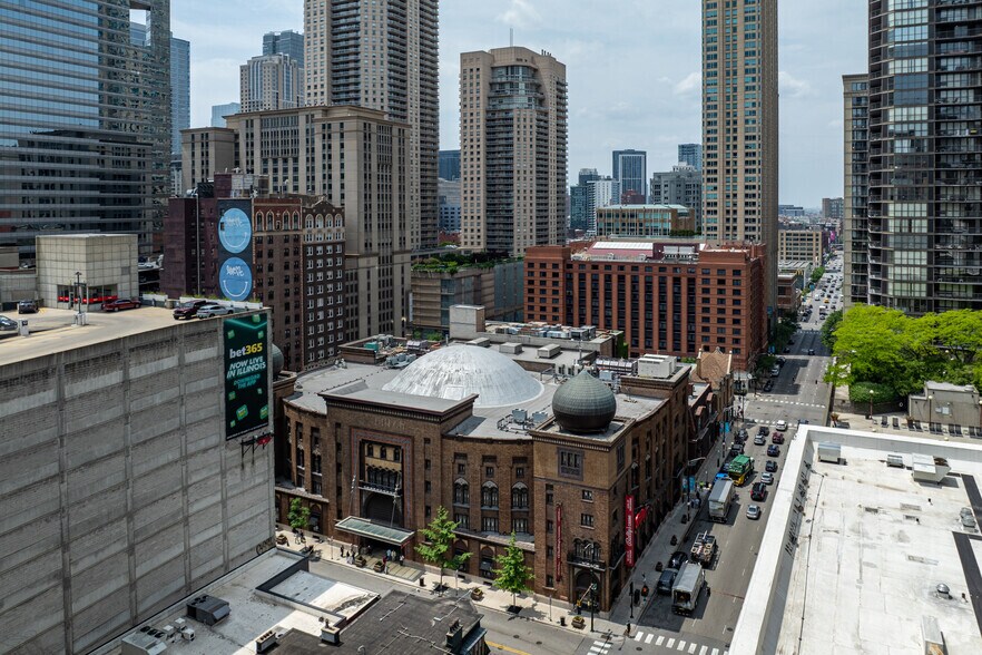 More Photos Of 600 N Wabash Ave, Chicago Casino For Lease