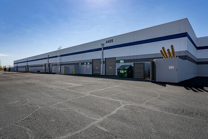 More Photos Of 4405 E Baseline Rd, Phoenix Distribution For Lease