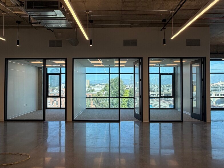 More Photos Of 2130 Violet St, Los Angeles Office For Lease