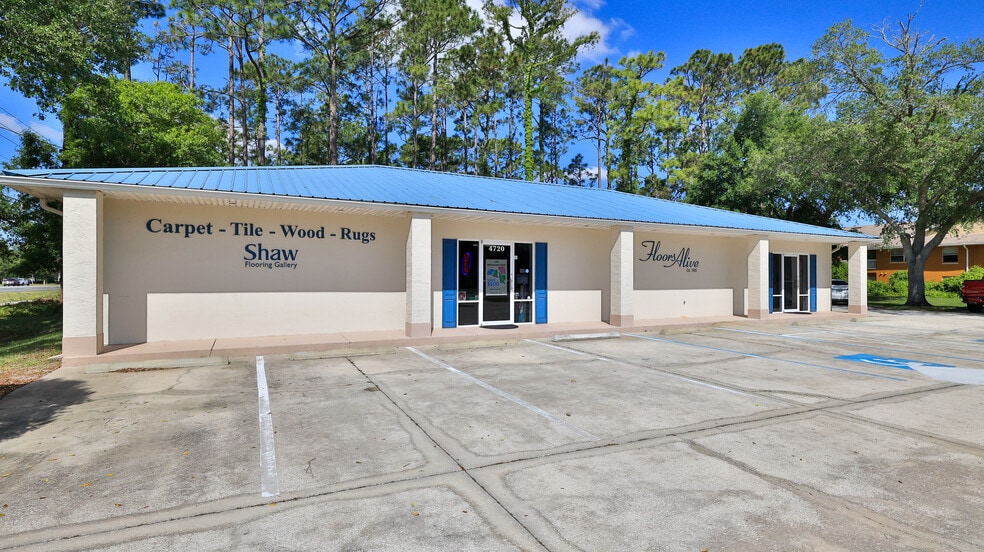 More Photos Of 4720 E Moody Blvd, Bunnell Freestanding For Sale