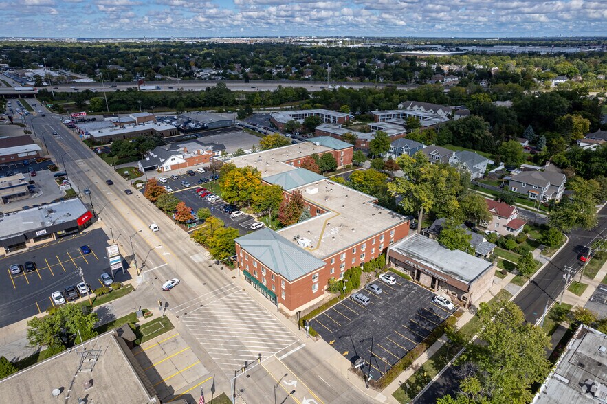 More Photos Of 401 N York St, Elmhurst Medical For Sale