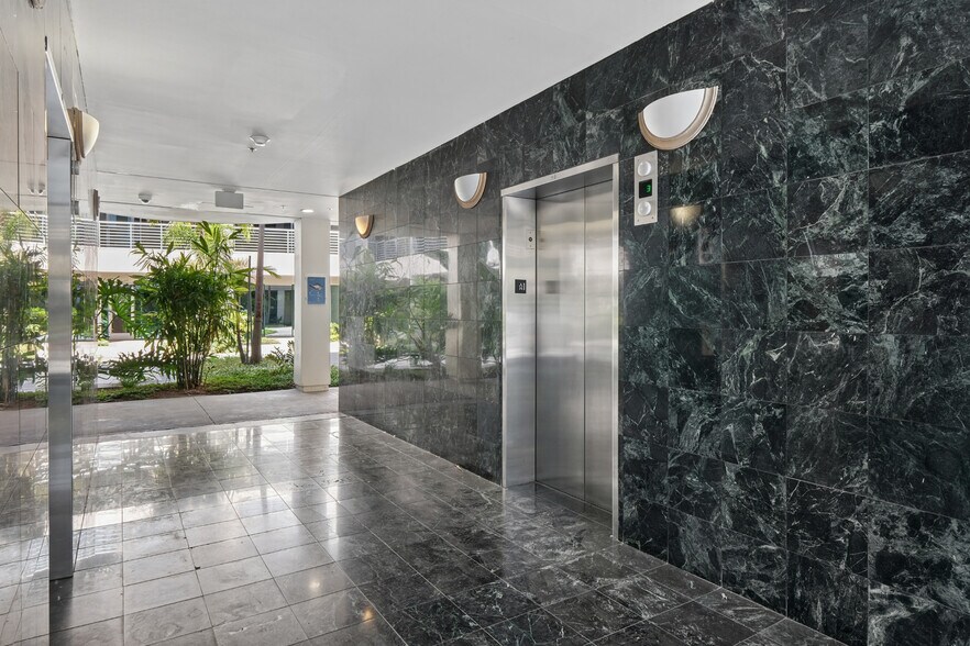 More Photos Of 20532 El Toro Rd, Mission Viejo Office For Sale