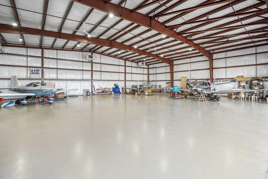 More Photos Of 3229 Airport Rd, Helena Airplane Hangar For Sale