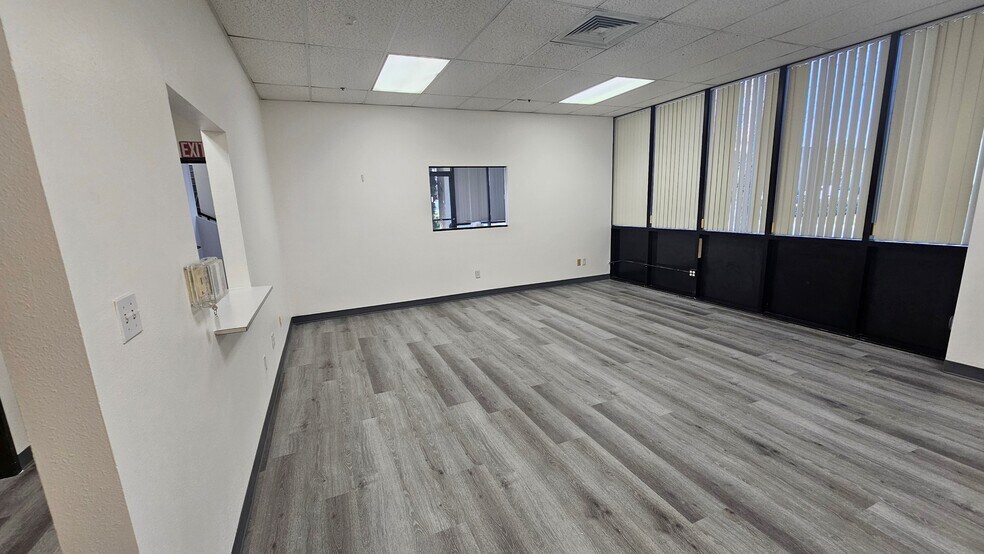 More Photos Of 850 Flynn Rd, Camarillo Warehouse For Sale