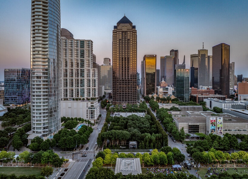 More Photos Of 2001 Ross Ave, Dallas Office For Lease